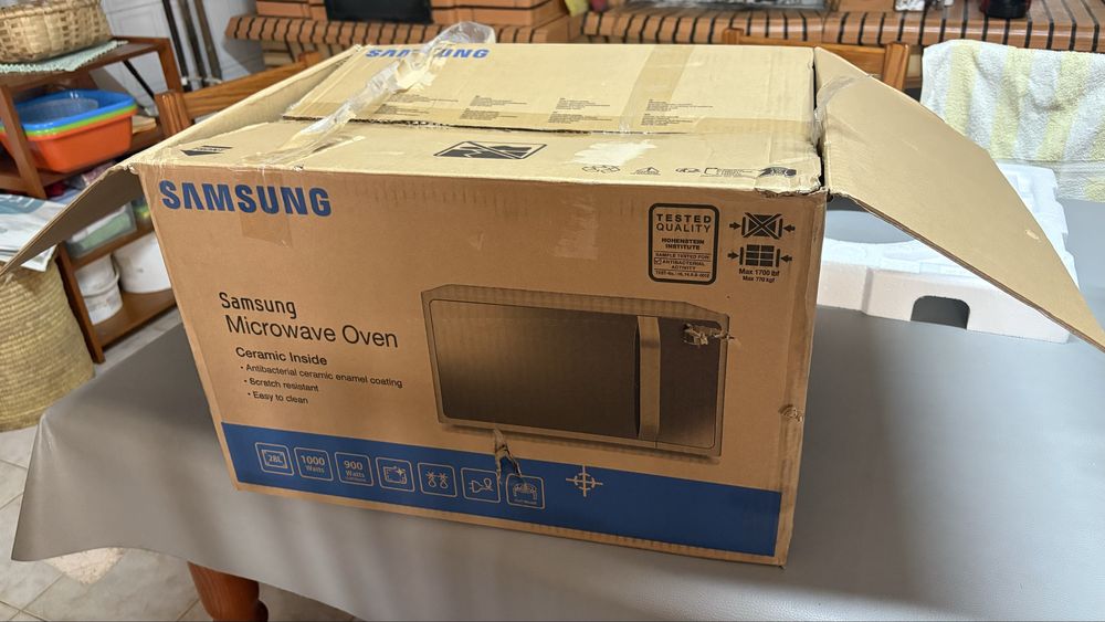 Vendo microondas SAMSUNG 28L
