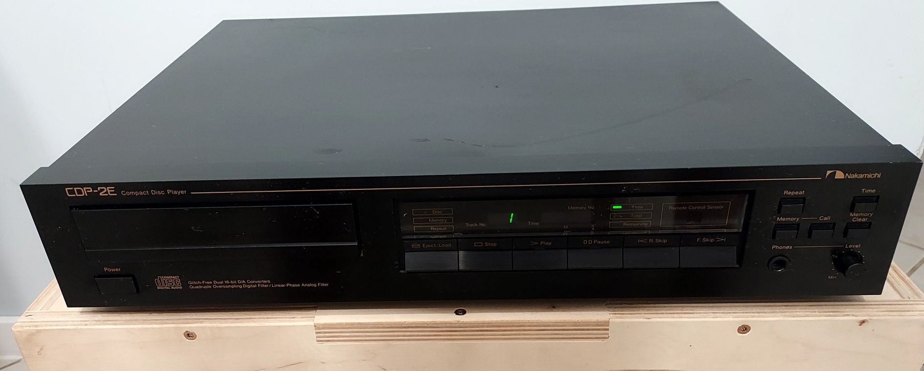 Odtwarzacz CD Nakamichi CDP-2E TDA 1541A