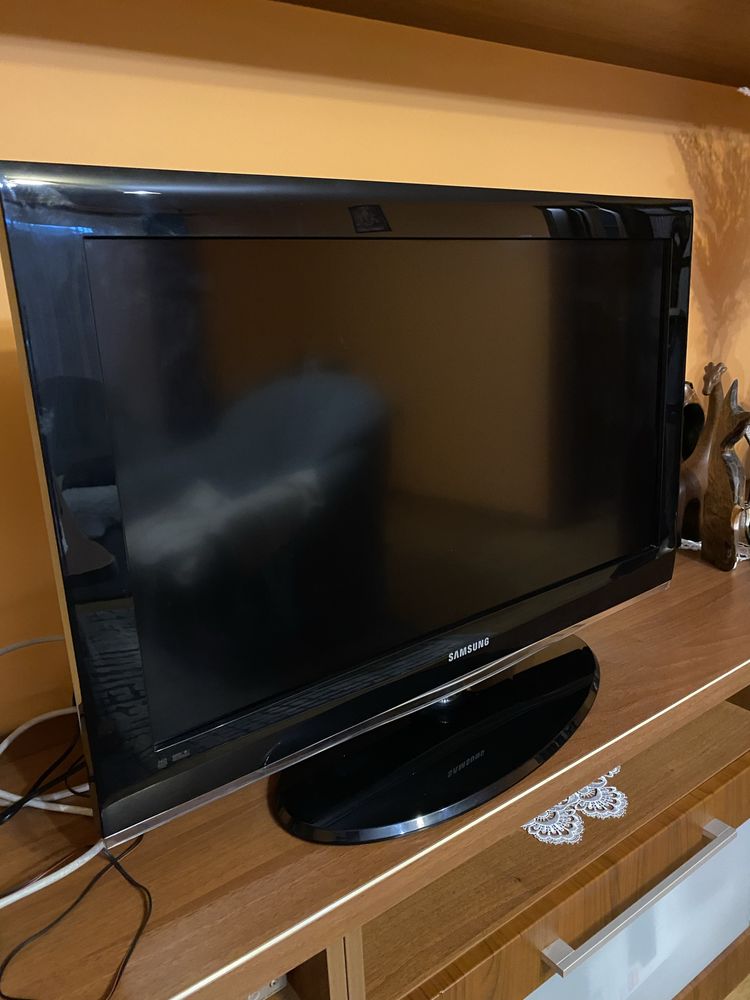 Telewizor Samsung 32’ HDMI