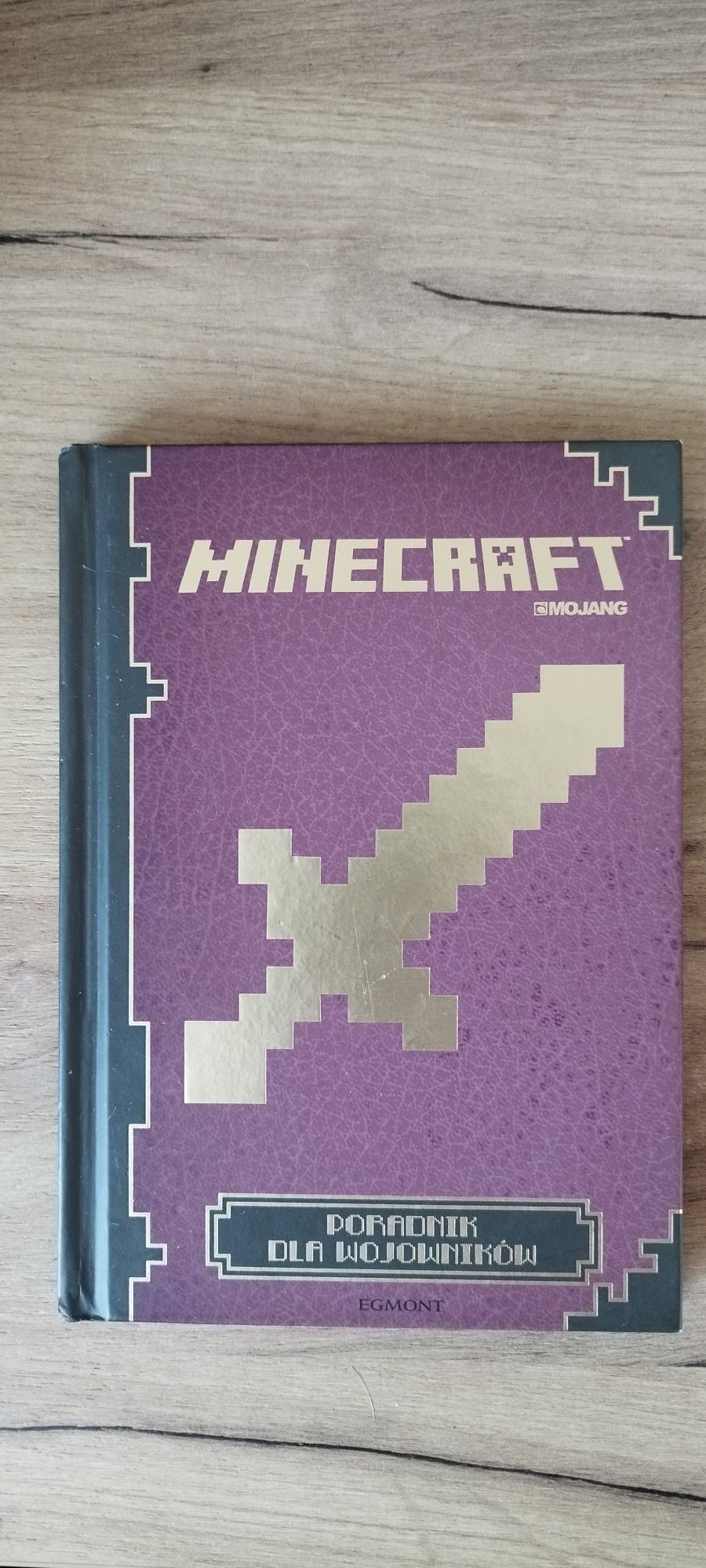 Książka Minecraft poradnik dla wojowników ( stara wersja)