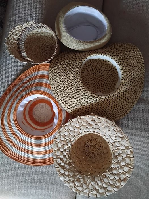 Капелюхи  літні плетені