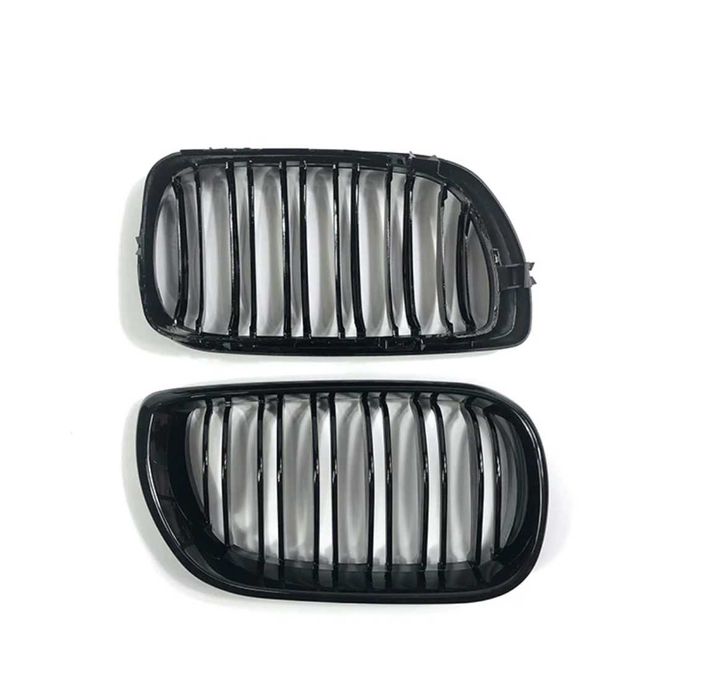 Решітки радіатора BMW E46 рестайлінгові подвійні ніздрі