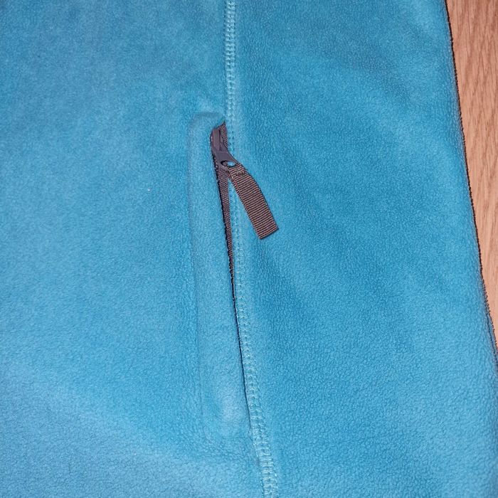 Jasnoniebieska bluza polarowa na zamek rozmiar M, M size