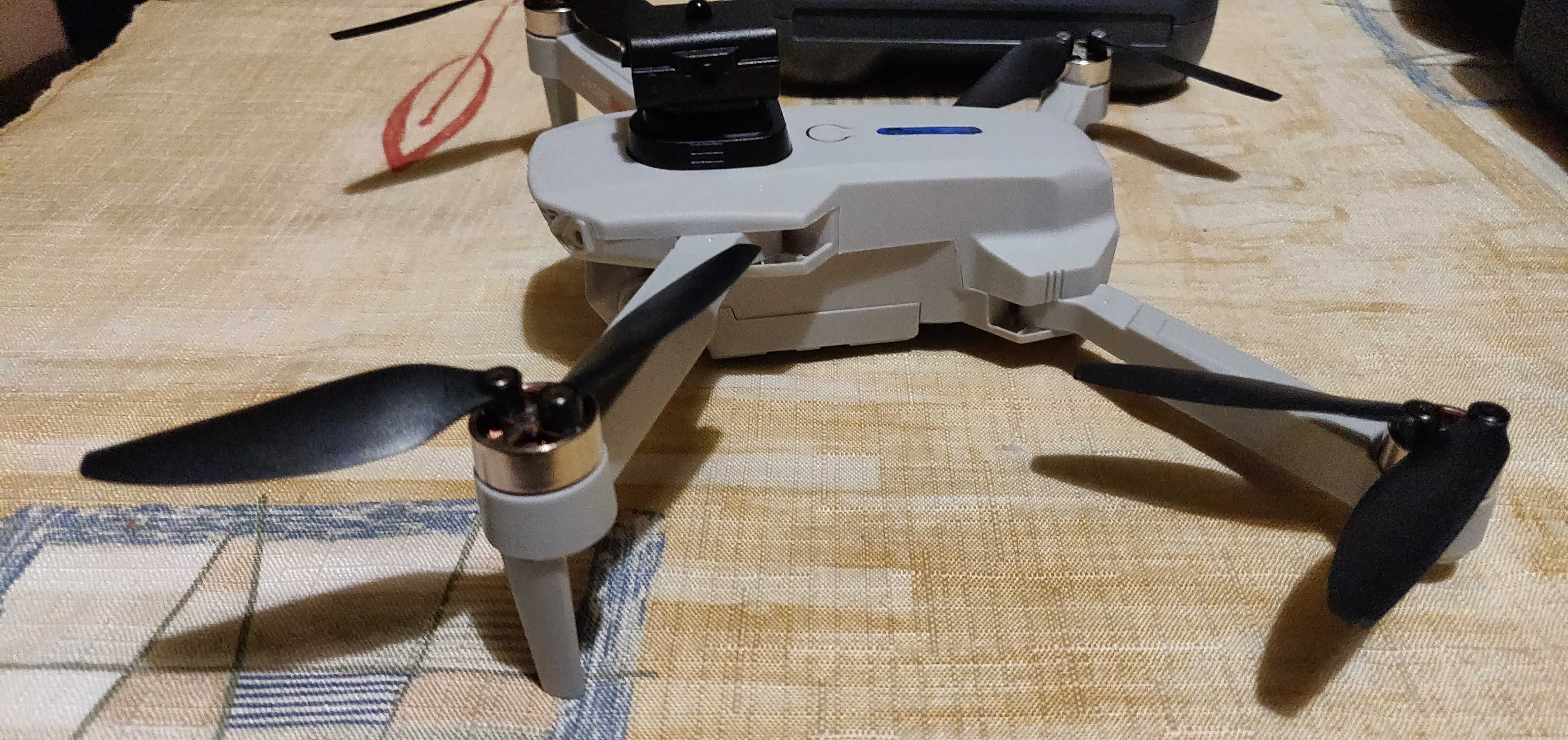Nowy dron E88S siniki bezszczotkowe sterownik+bat+ład