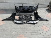 Toyota Camry 70 Hybrid Радіатори Бампер Капот Крило Фара комплект