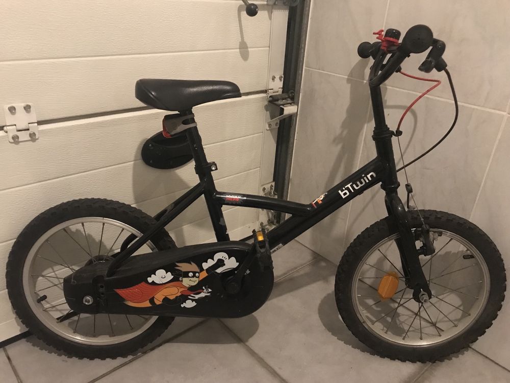 Bicicleta de rapaz B’TWIN