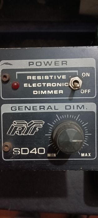 Dimmer de 4 canais