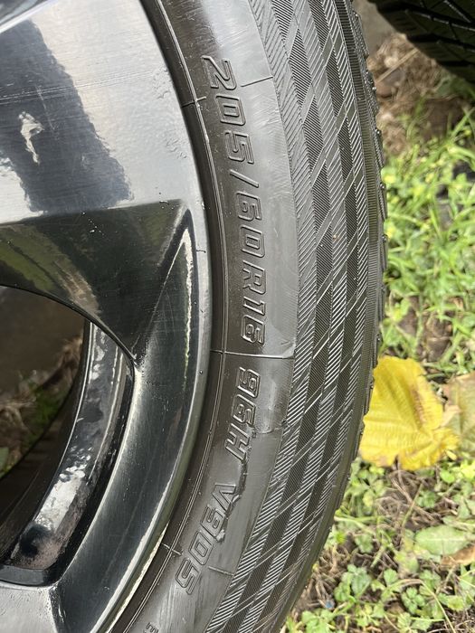 Felgi czarne 205/60R16 ( BMW, VW Transporter Amarok)