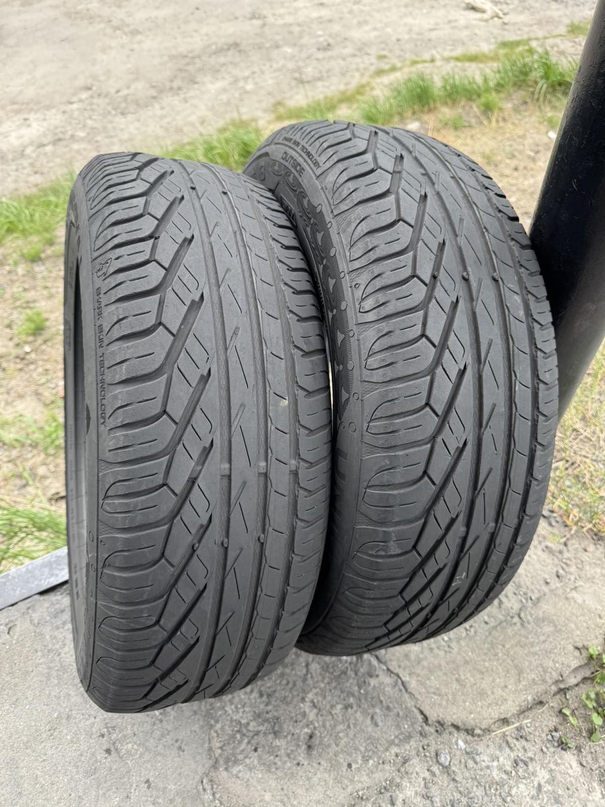 Літні шини Uniroyal 215/65 R16