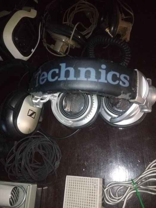 Słuchawki Technics, Sennheiser i inne