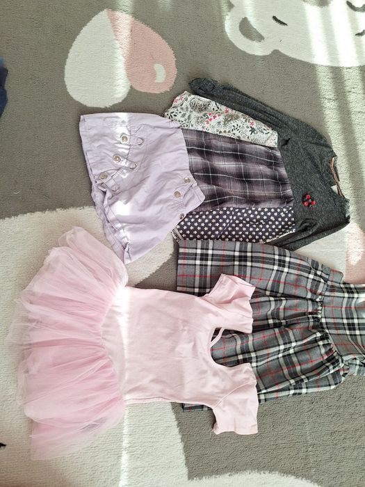 Zestaw ciuszków dla dziewczynki rozmiar 110