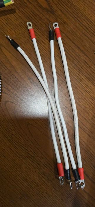 Силовий кабель 16-35мм2 для підкючення АКБ з опрес. кінцями в гофрі