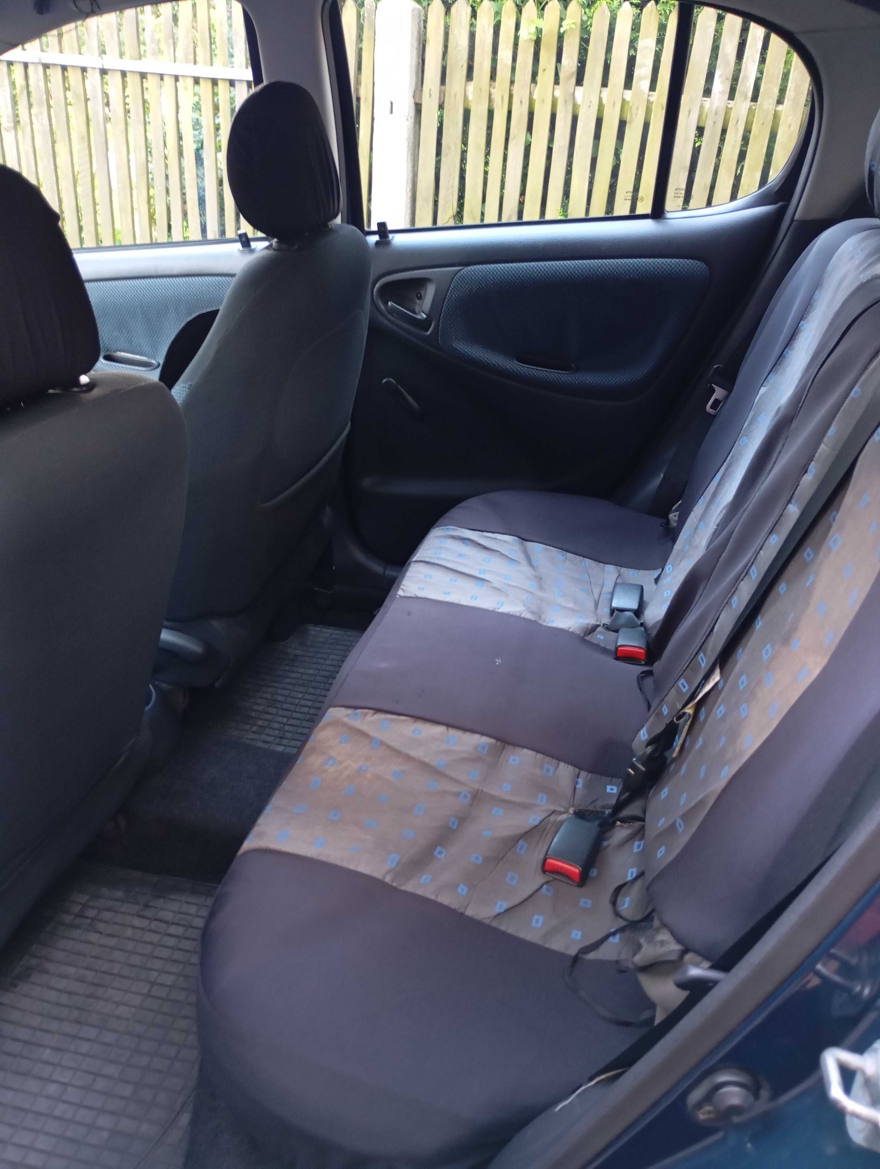Toyota Yaris wersja I 1.4D 2005r.
