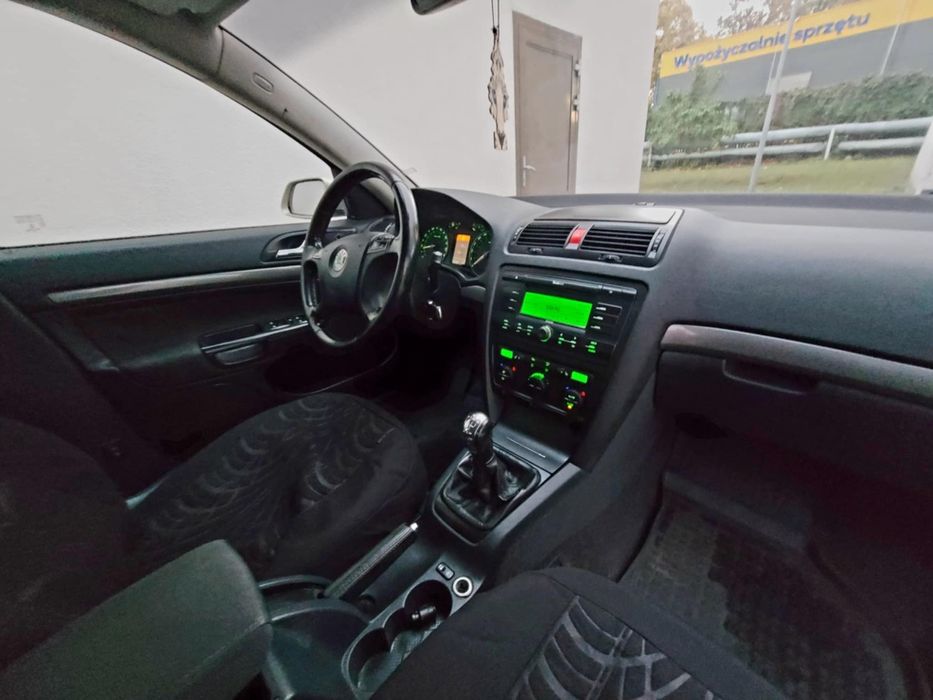 Skoda Octavia 2, 1.6 klimatyzacja, Xenon, zadbana