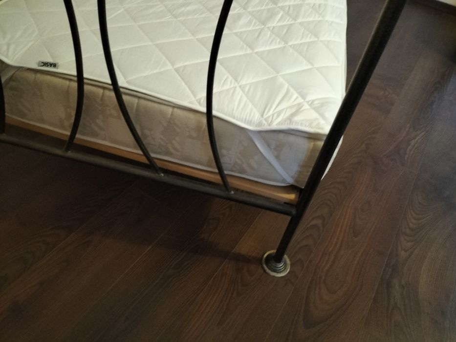 Sprzedam łóżko  90x200