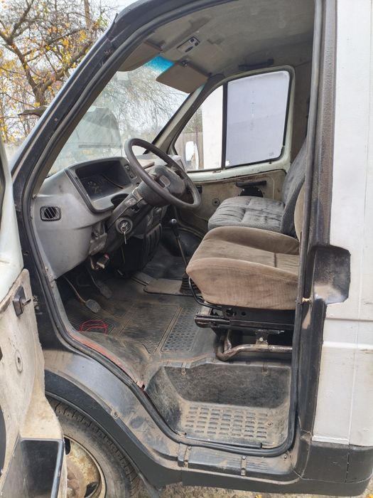 Продам газель 33021