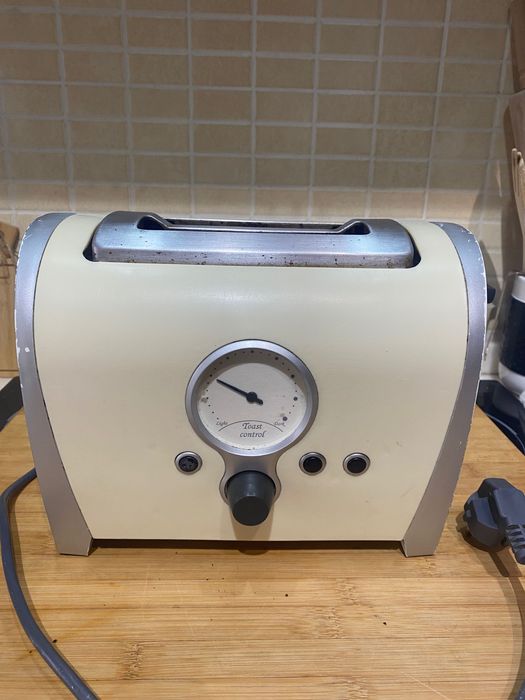 Torradeira em bom estado