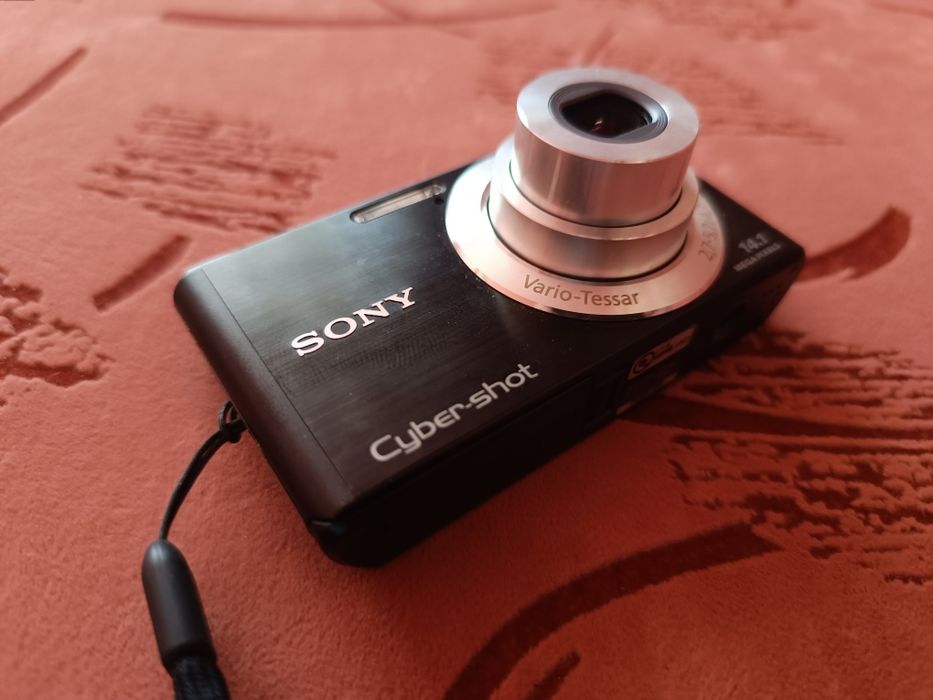 Фотоапарат Sony Cyber-Shot DSC-W530 Black