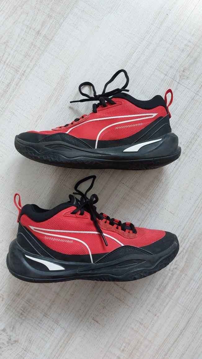 Buty Puma Playmaker r. 38