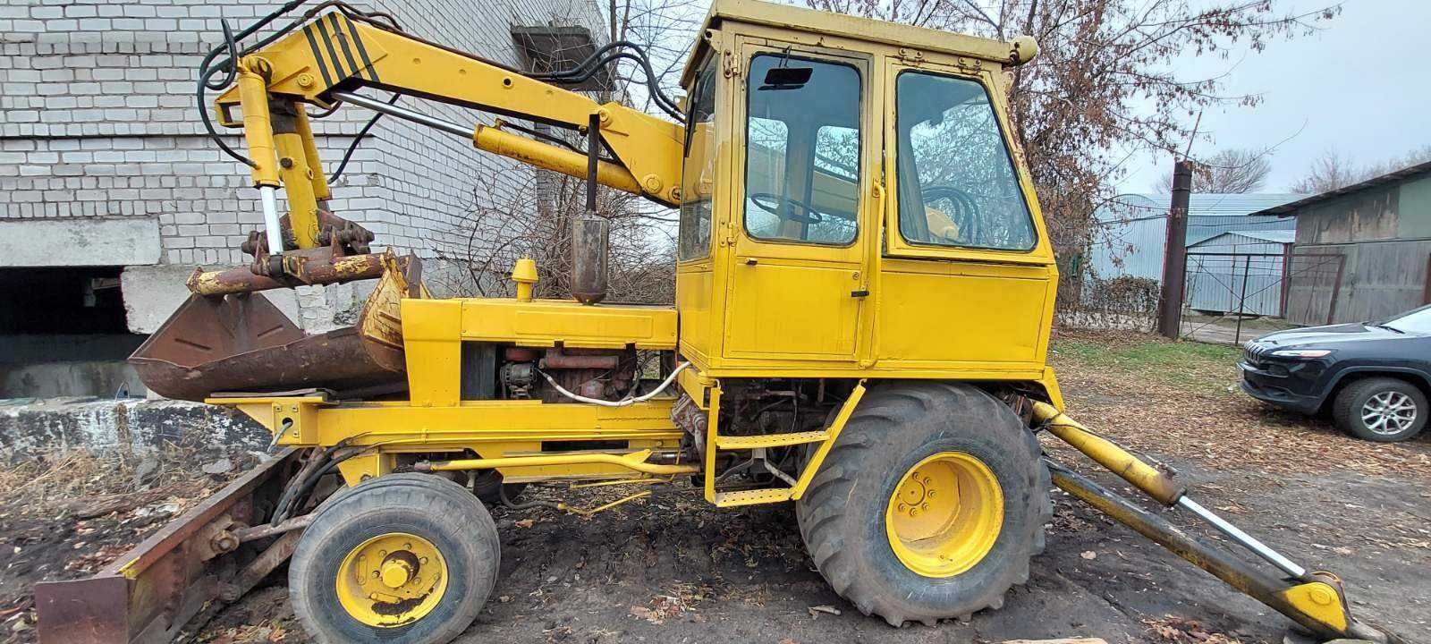 Навантажувач Карпатець ПЭА-1.0