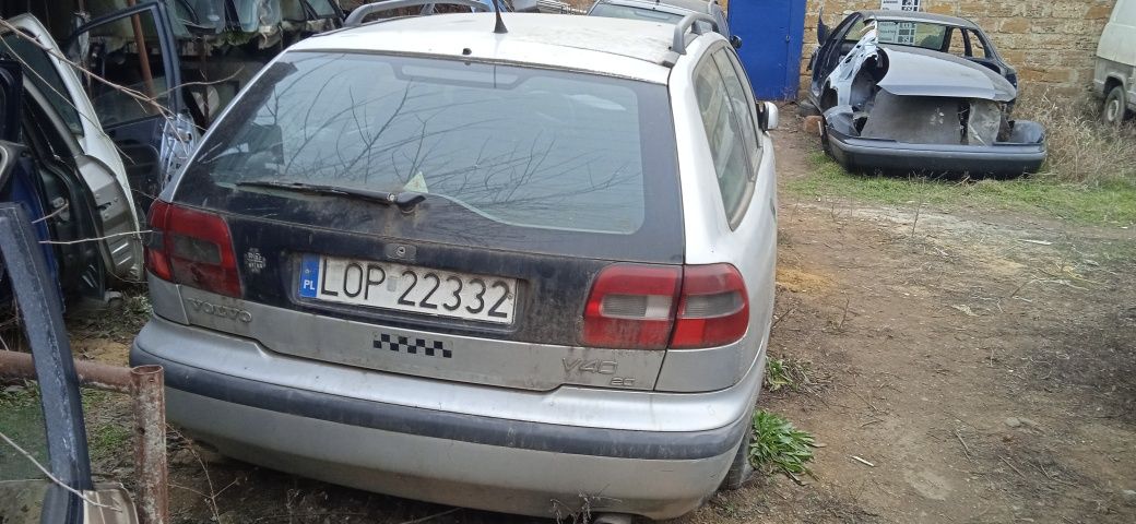 Разбор, запчасти Volvo v 40 Вольво в 40 2 л бензин