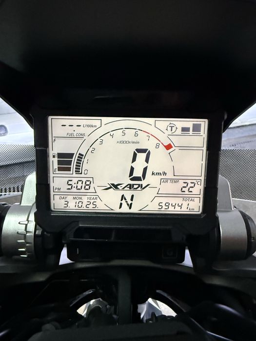 Honda X-ADV 750 – 2020 – 59.441 km