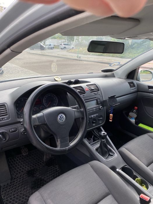 wv golf 5 1.6 benz