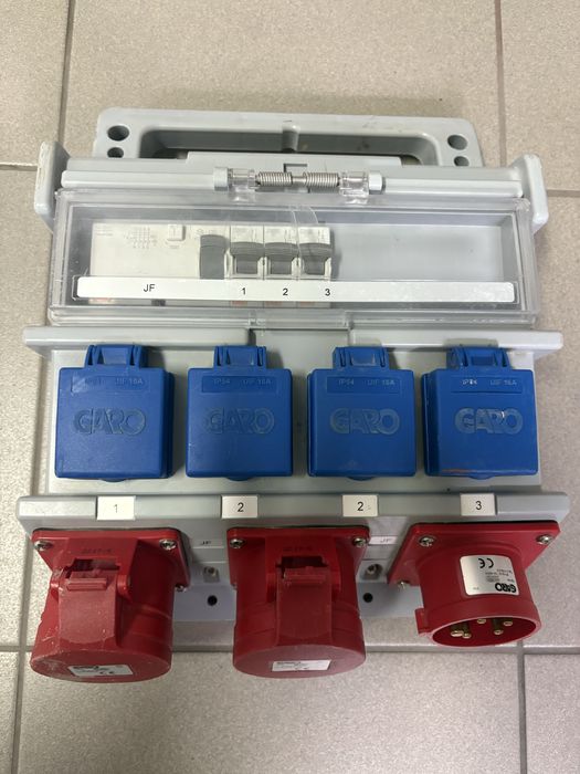 Rozdzielnica budowlana przenośna