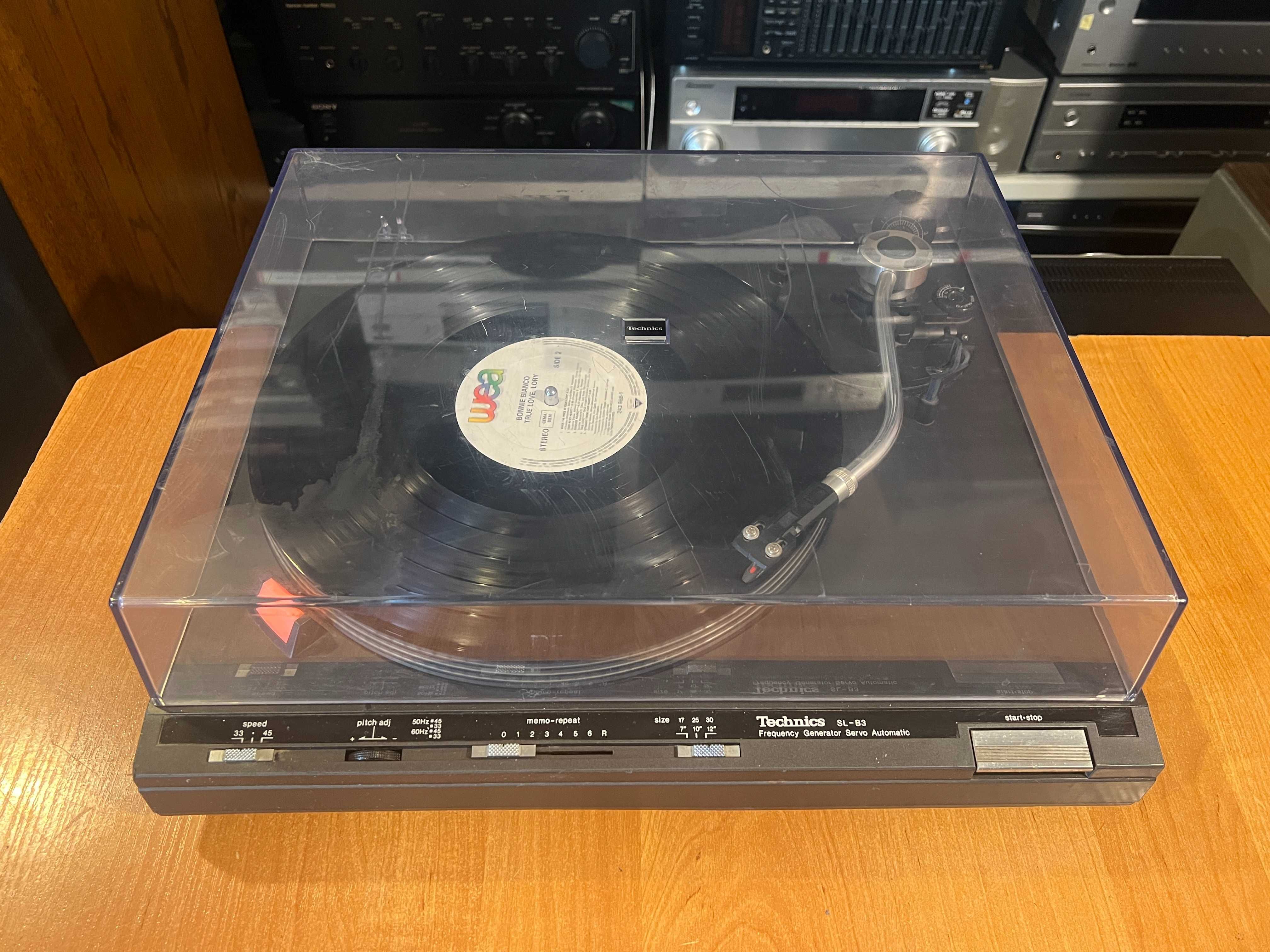 Gramofon Technics SL-B3, Audio Room