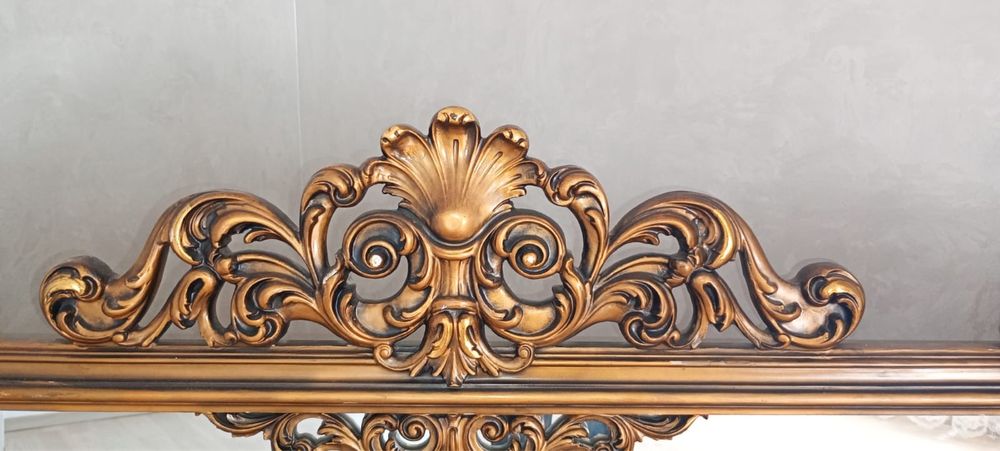 Продається дзеркало старовинне широна 2м. Висота 120 деталі по телефон