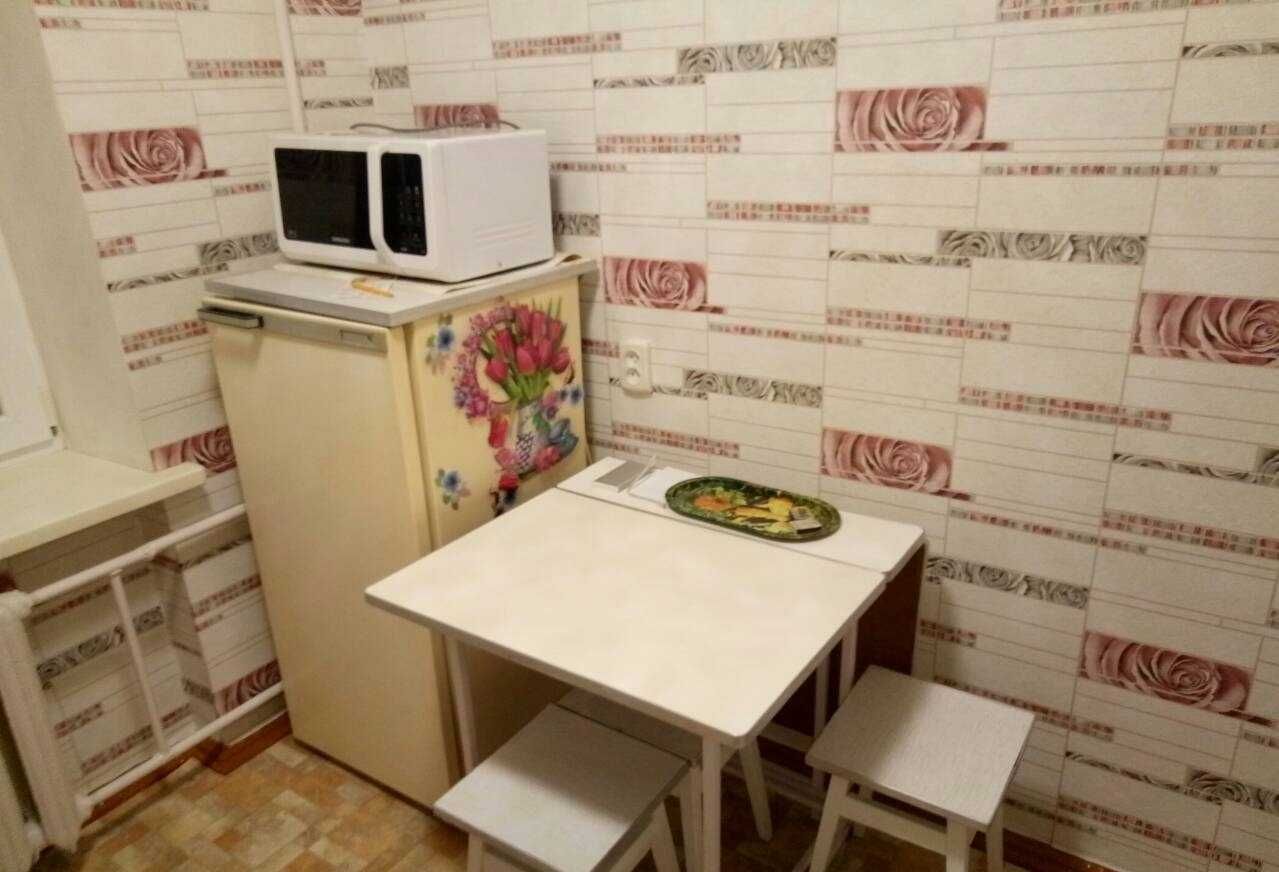 Продам 2к в кирпичном доме на пр. Гагарина (Науки) - Абхазская