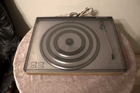 Bang&Olufsen Beogram 1700 gramofon