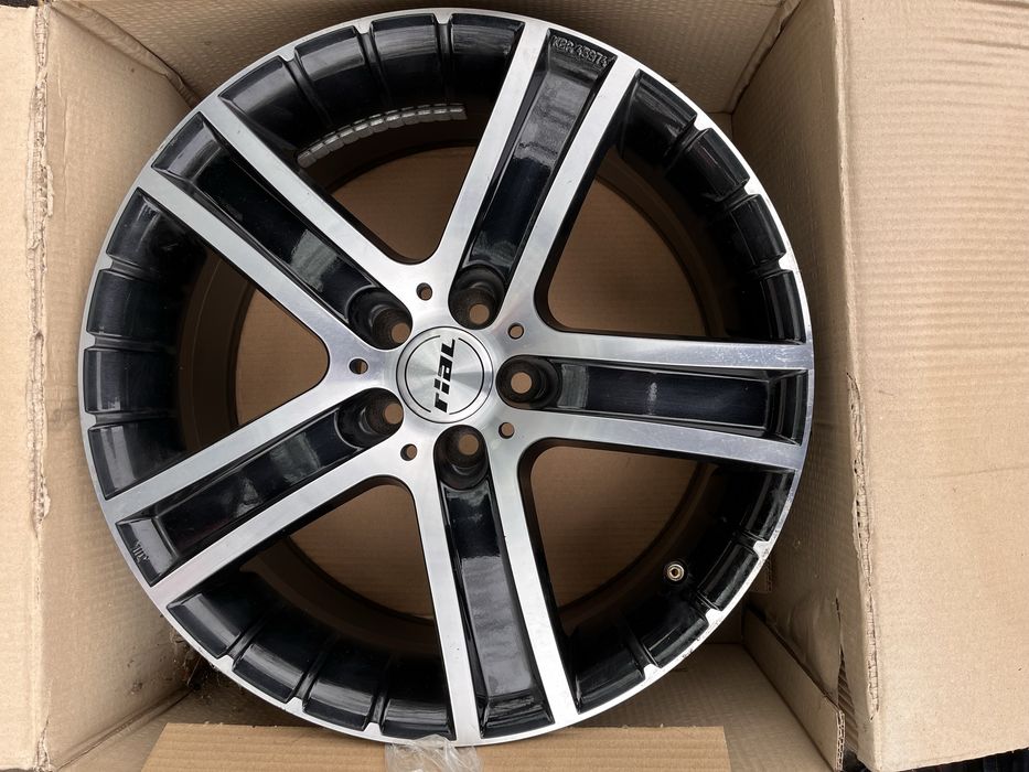 Alufelgi, jak nowe używane przez 3- miesiące