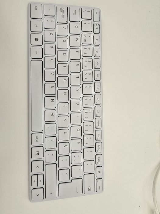 Teclado Microsoft Designer Compacto branco
