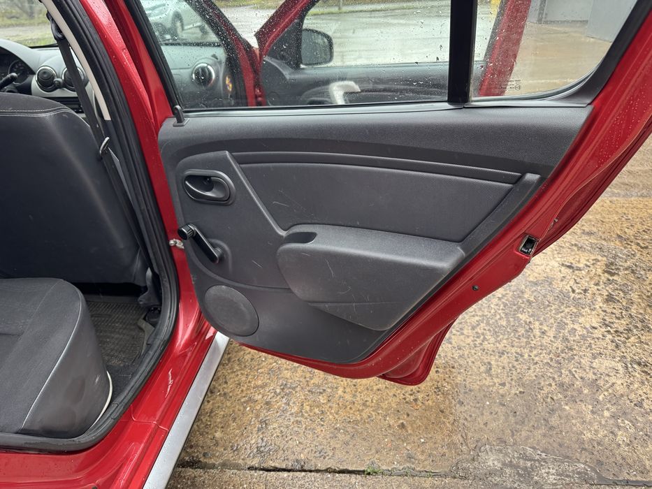 Продам сандеро степвей 12 рік газ4