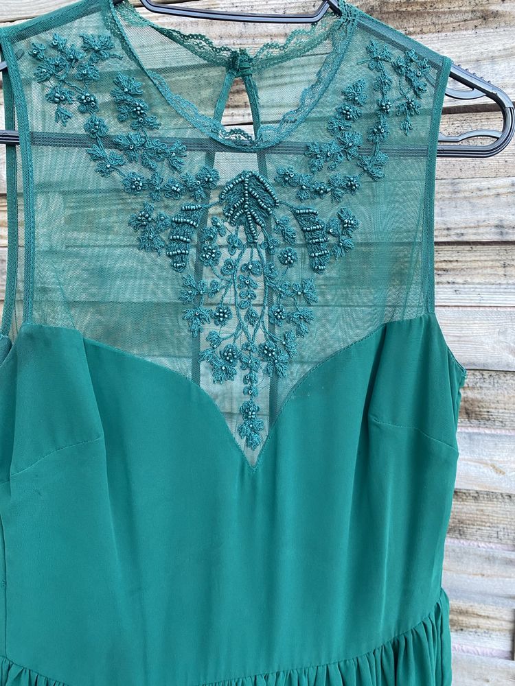 Vestido Verde com renda Zara (Muito bom estado)