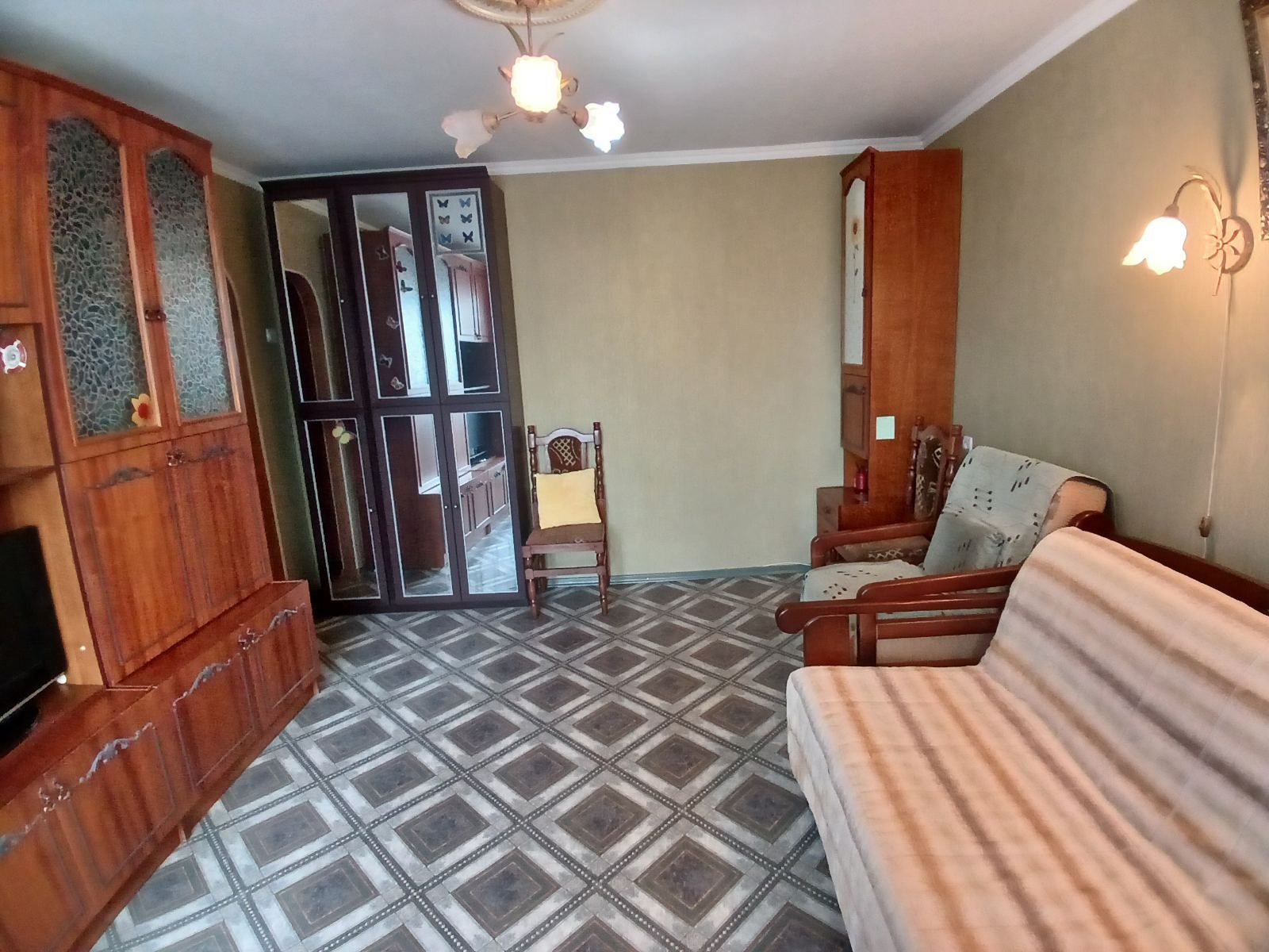 Продам 3-к квартиру Центр, ул. Садовая!