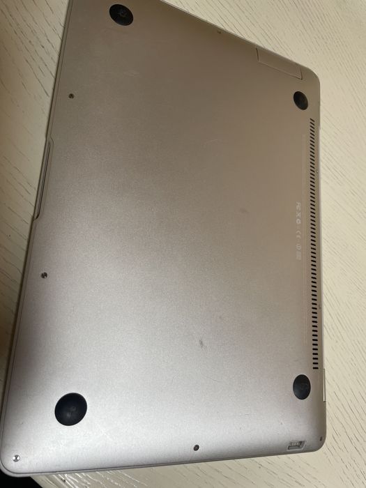 MacBook Air.  Продам