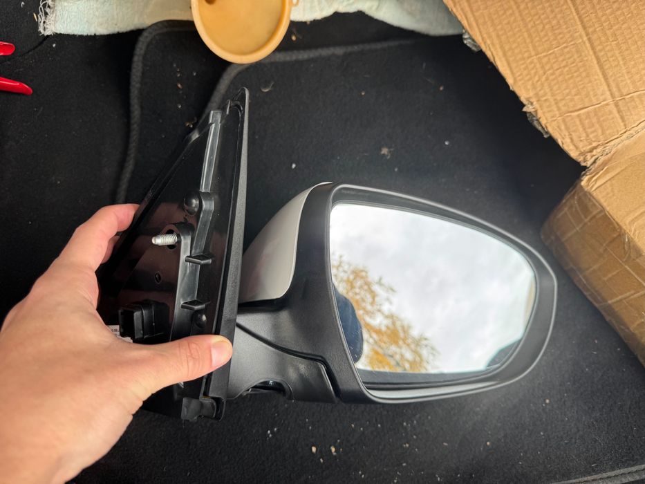 Праве дзеркало Kia Optima 2010-2015