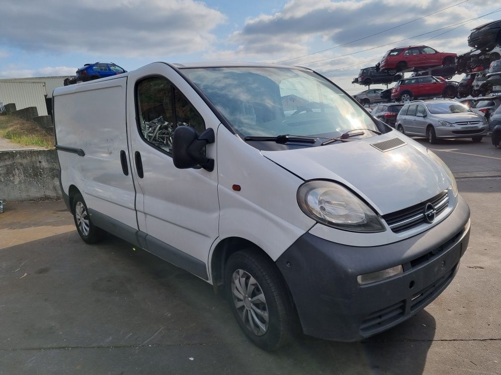 Opel Vivaro 1.9 DTi de 2005 para peças