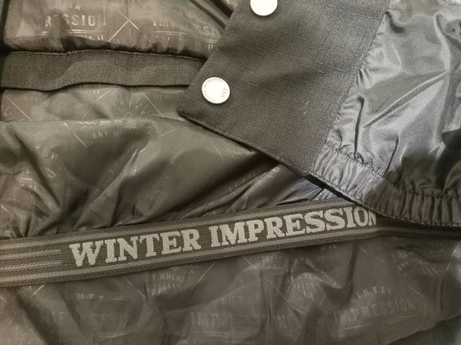 Чоловіча зимова куртка розмір L