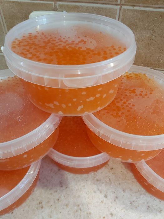 Ікра горбуші, кети та веслонос Икра красная