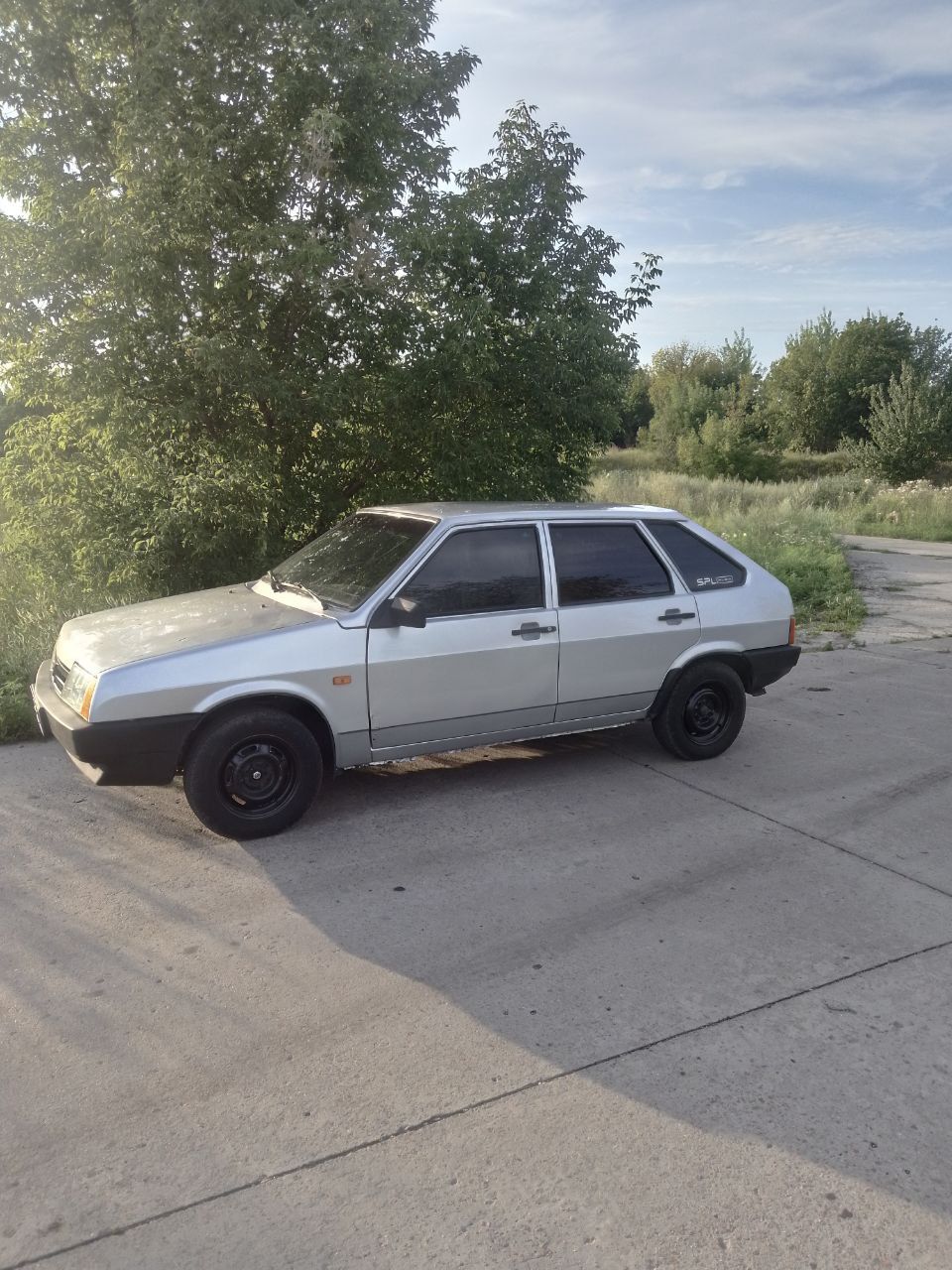 Продам авто ваз 2109