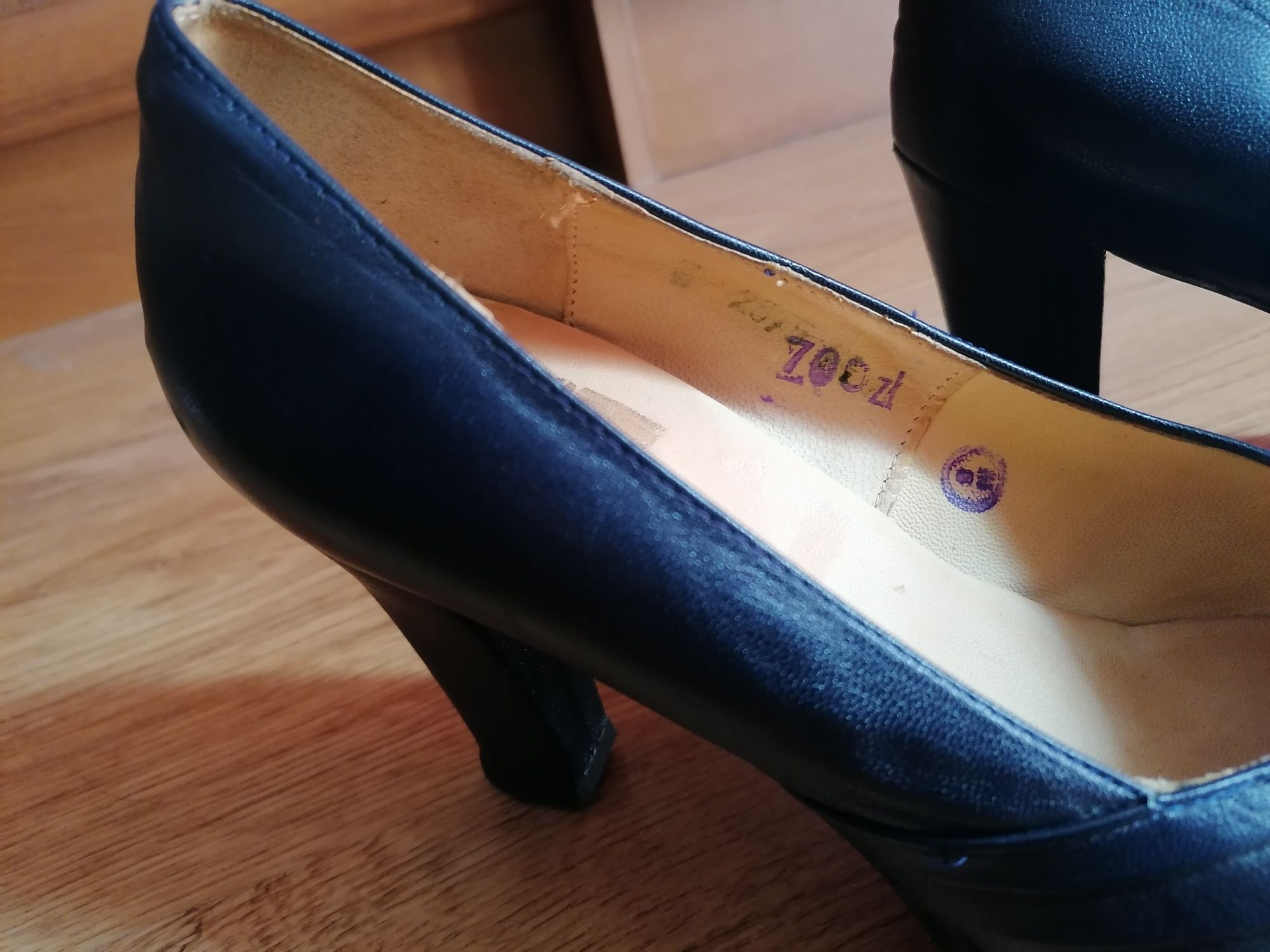 Domena Poznań buty skórzane polskie retro