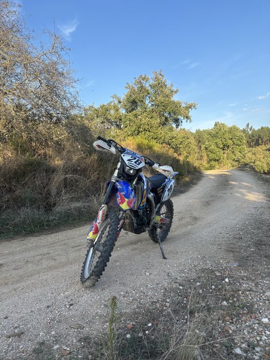 Yz250F 4T mota de mato