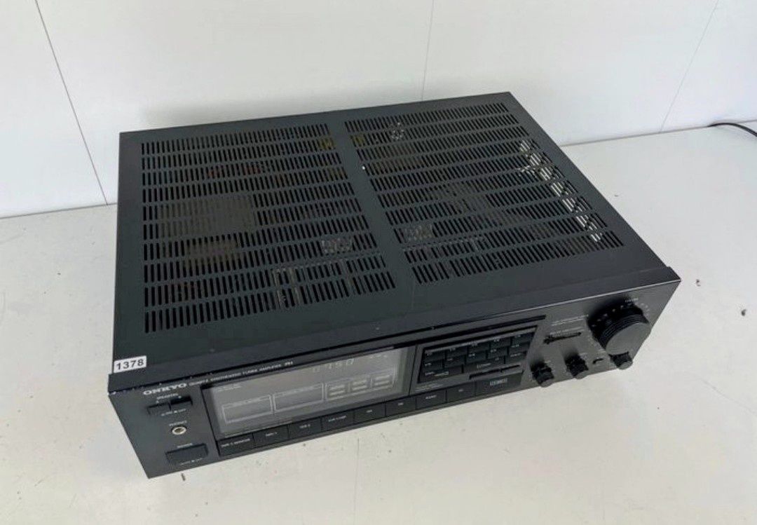Amplificador / Receiver Onkyo TX-840