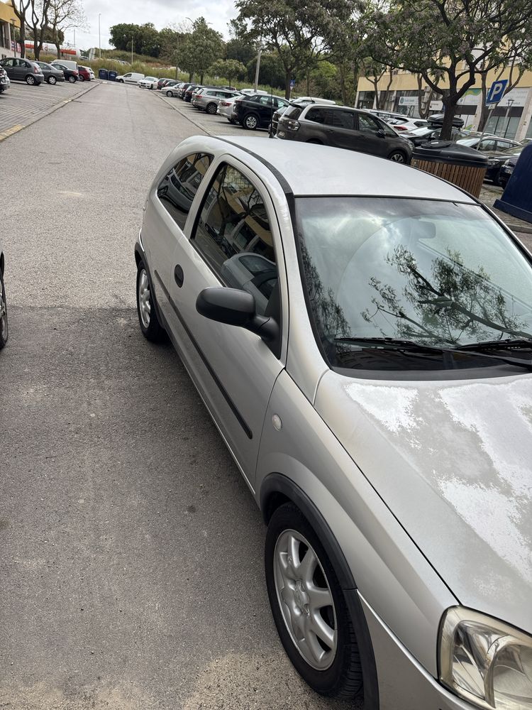 Opel Corsa C comercial