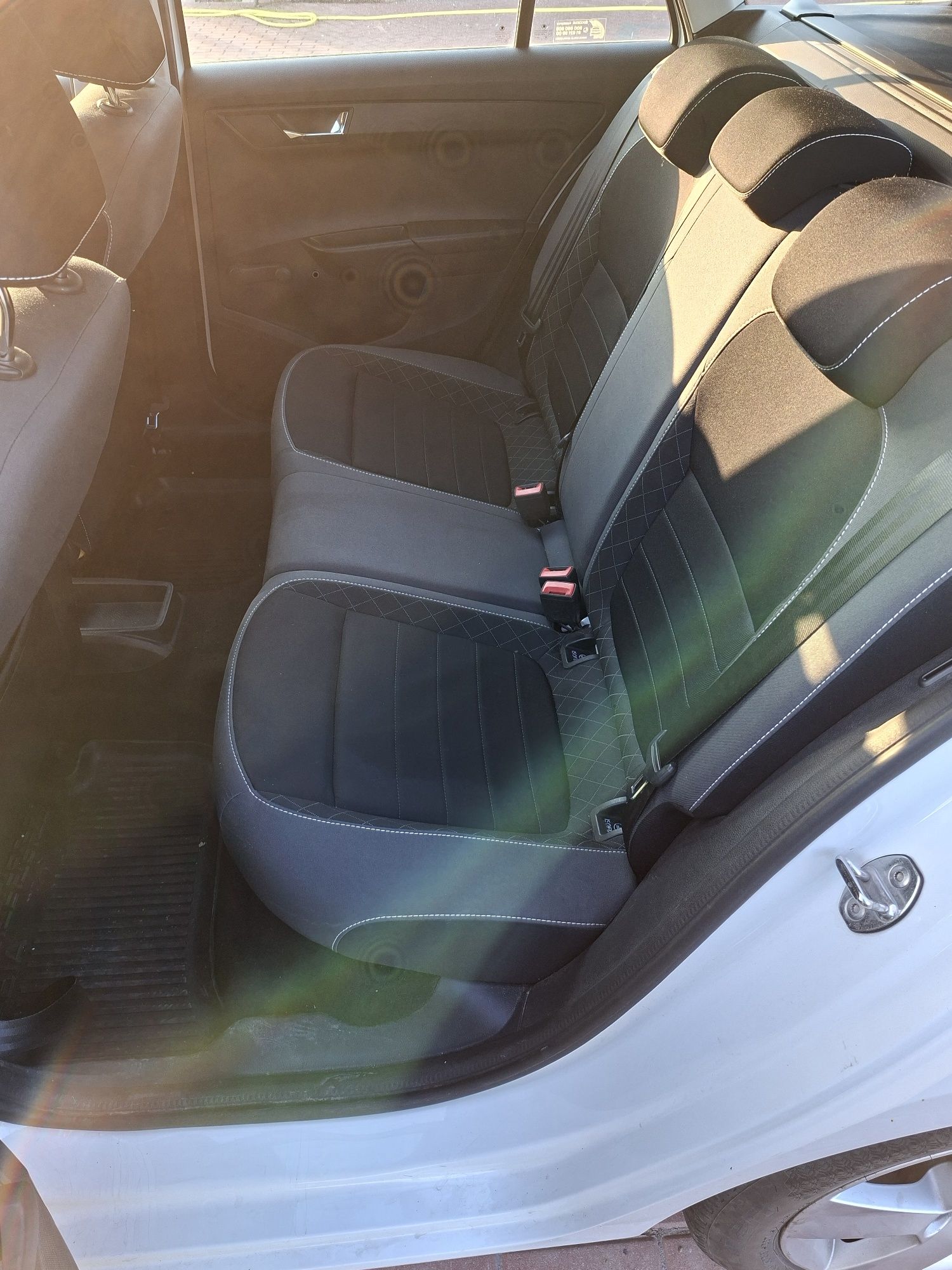 Skoda Fabia Ambition 2020 uszkodzona