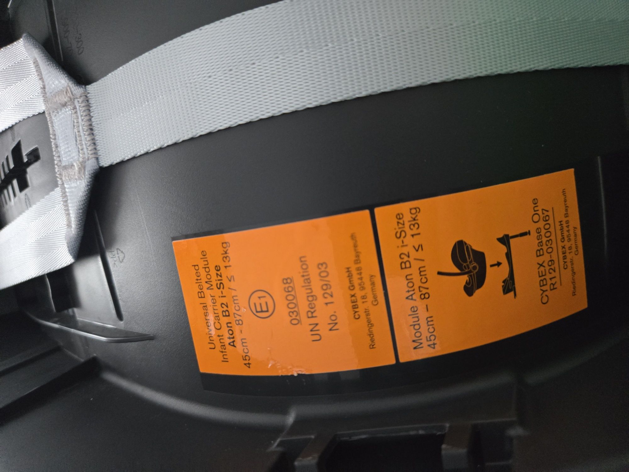 Fotelik (nosidełko Cybex Aton B2 i-Size z bazą One ISOFIX