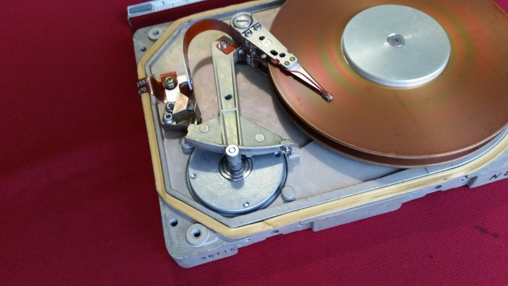 Vintage HDD 5,25" Seagate Model ST-225 - Museu informatico